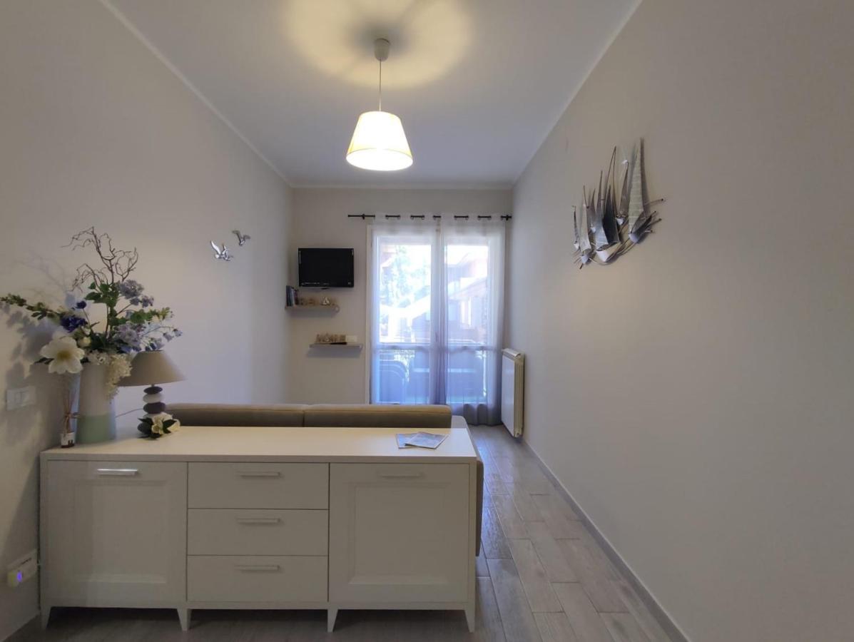 Maison Blanche Varazze Extérieur photo