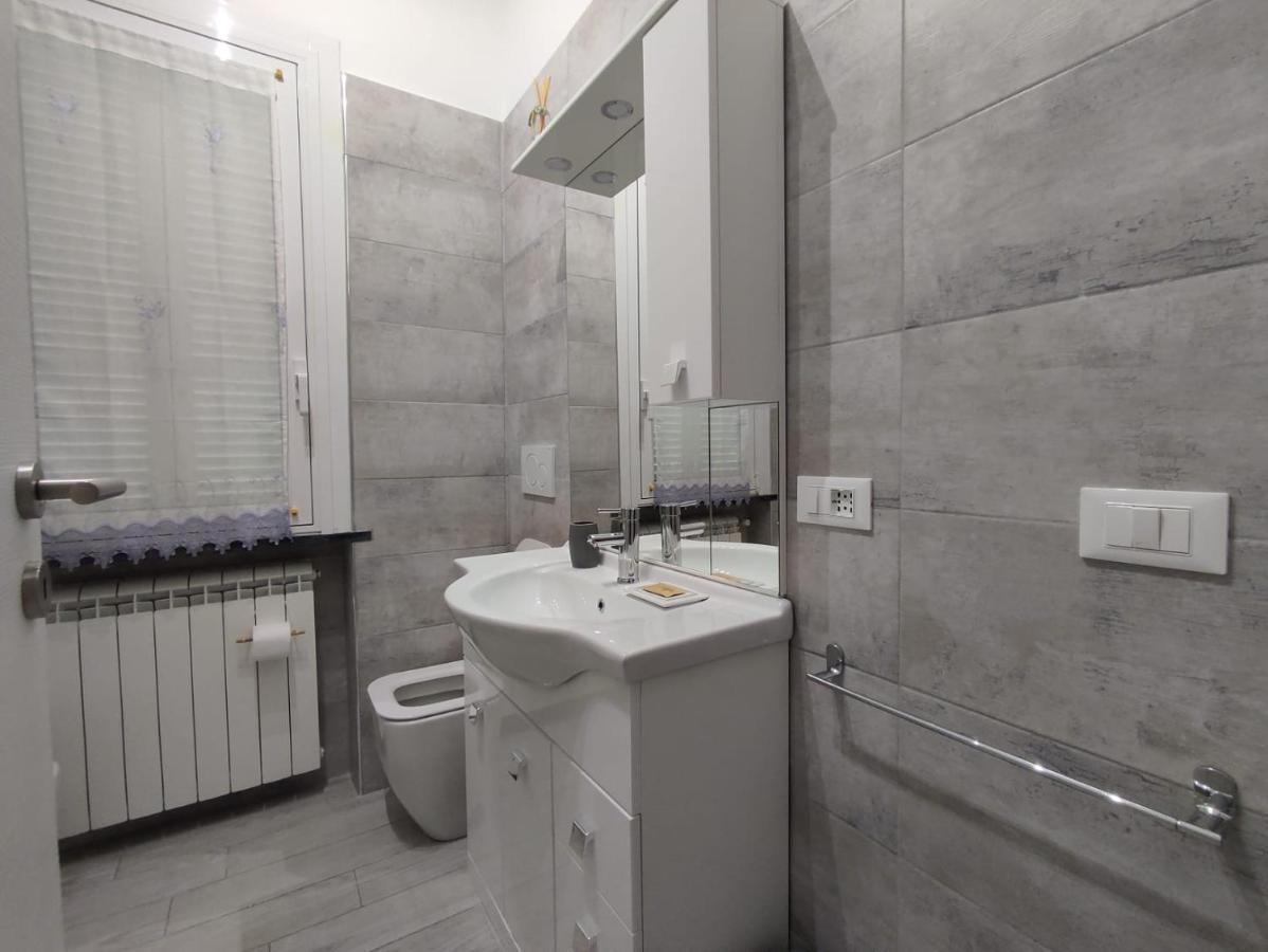 Maison Blanche Varazze Extérieur photo